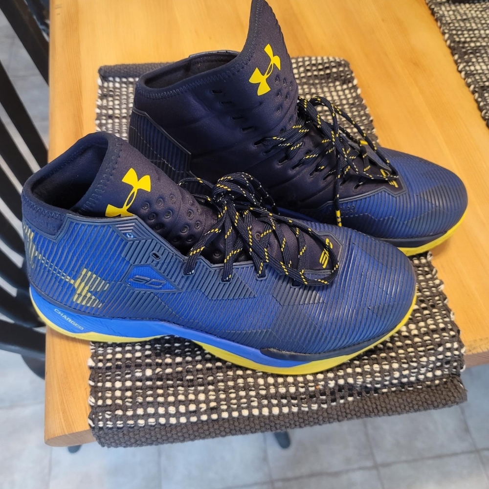Curry 2.5 dub nation shoes size 11.5